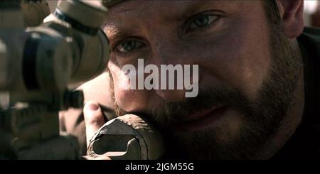 BRADLEY COOPER, AMERICAN SNIPER, 2014 Stock Photo