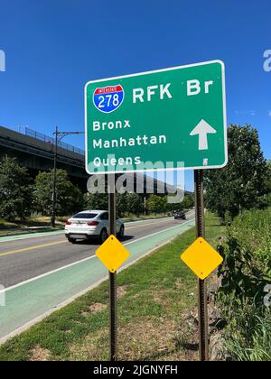 Entrance to the RFK Bridge from Randall's Island in the East River in New York City. Stock Photo