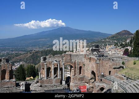 Greek amphitheatre Taormina Sicily with Mt Etna Stock Photo