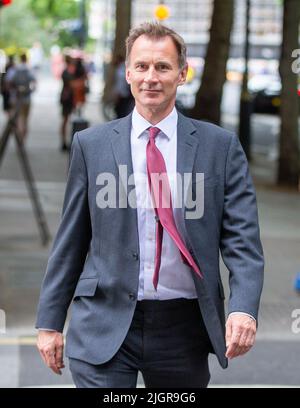 London, England, UK. 12th July, 2022. Conservative party leadership candidate JEREMY HUNT arrives at radio studio before appearing on Tonight With Andrew Marr show, (Credit Image: © Tayfun Salci/ZUMA Press Wire) Stock Photo