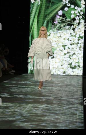 Roma, Lazio, Italy. 12th July, 2022. Caterina Moro presenting her new collections at AltaRoma Fall-Winter 2022. (Credit Image: © Paolo Pizzi/Pacific Press via ZUMA Press Wire) Stock Photo