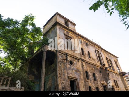 Old abandoned lebanese building, Beirut Governorate, Beirut, Lebanon ...