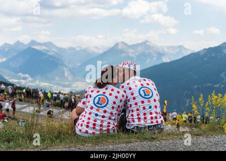 Torino, Turin, Italy. 13th July, 2022. Fans kissing on Col du Granon during stage 11 of Tour de France (Credit Image: © Matteo Secci/ZUMA Press Wire) Stock Photo