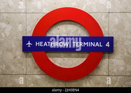 London, UK. 13th July, 2022. Heathrow Terminal 4 London underground sign. (Photo by Dinendra Haria/SOPA Images/Sipa USA) Credit: Sipa USA/Alamy Live News Stock Photo