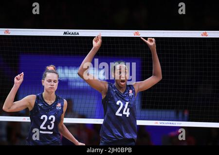 Ankara, Turkey. 13th July, 2022. Ogbogu Chiaka (R) and Kelsey Robinson of the United States react during the 2022 FIVB Volleyball Women's Nations League quarterfinal match between the United States and Serbia in Ankara, Turkey, July 13, 2022. Credit: Shadati/Xinhua/Alamy Live News Stock Photo