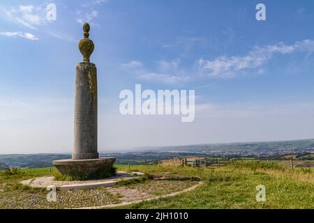 Detail of the Caroline Thorpe Monument on Codden Hill With a  Distant View of Barnstaple and the Taw Estuary. Stock Photo