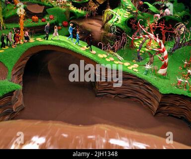 THE CHOCOLATE RIVER, CHARLIE AND THE CHOCOLATE FACTORY, 2005 Stock Photo