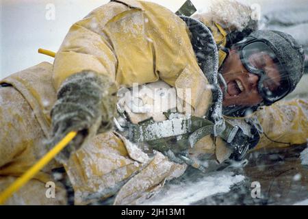 DENNIS QUAID, THE DAY AFTER TOMORROW, 2004 Stock Photo