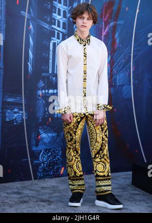 Hollywood, United States. 13th July, 2022. HOLLYWOOD, LOS ANGELES, CALIFORNIA, USA - JULY 13: Actor Cameron Crovetti arrives at the World Premiere Of Netflix's 'The Gray Man' held at the TCL Chinese Theatre IMAX on July 13, 2022 in Hollywood, Los Angeles, California, United States. (Photo by Xavier Collin/Image Press Agency) Credit: Image Press Agency/Alamy Live News Stock Photo