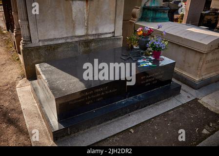 PARIS, FRANCE -APRIL 4, 2018: The tomb of Marcel Proust in Pere Lachaise Cemetery Stock Photo