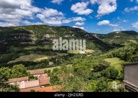 Roquefort sur Soulzon (Aveyron, France) - View from the village on the Causse - Vue depuis le village sur les Causses Stock Photo