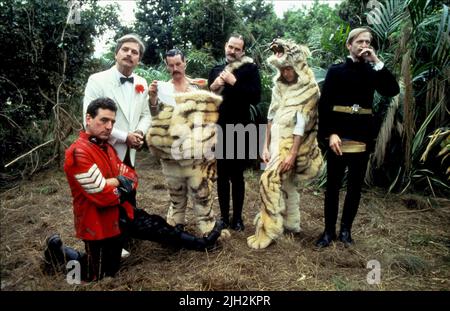 JONES,GILLIAM,PALIN,CLEESE,IDLE,CHAPMAN, MONTY PYTHON'S THE MEANING OF LIFE, 1983 Stock Photo