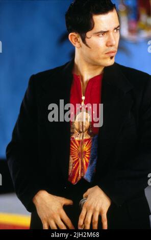 JOHN LEGUIZAMO, ROMEO + JULIET, 1996 Stock Photo