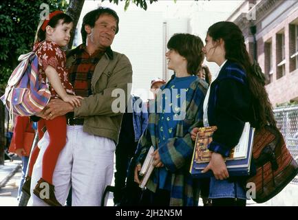 WILSON,WILLIAMS,LAWRENCE,JACUB, MRS. DOUBTFIRE, 1993 Stock Photo