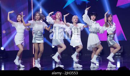 Goyang, South Korea. 13th July, 2022. K-Pop girl group Beautybox, performs on the stage during a MBC TV K-Pop music chart program “Show Champion” at MBC Dream Center in Goyang, South Korea on July 13, 2022. (Photo by: Lee Young-ho/Sipa USA) Credit: Sipa USA/Alamy Live News Stock Photo