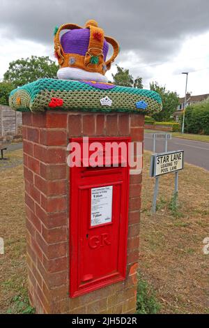 Post Box decorated for Kings Coronation in Upton on Severn, UK Stock ...