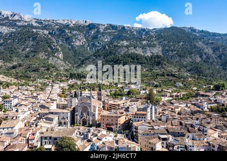 Aerial view, old town of Soller, with church of St. Bartholomew, Roman Catholic parish church, Soller, mountains at the back, Serra de Tramuntana Stock Photo