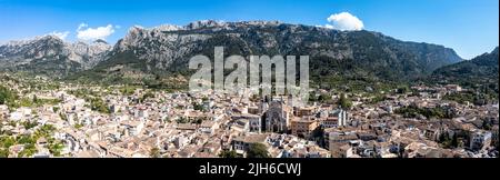 Aerial view, old town of Soller, with church of St. Bartholomew, Roman Catholic parish church, Soller, mountains at the back, Serra de Tramuntana Stock Photo