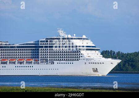 Cruise ship MSC Magnifica on the Elbe near Wedel, Schleswig-Holstein, Germany Stock Photo