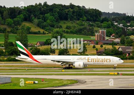 Aircraft Emirates, Boeing 777-300ER, A6-EQL, Zurich Kloten, Switzerland Stock Photo