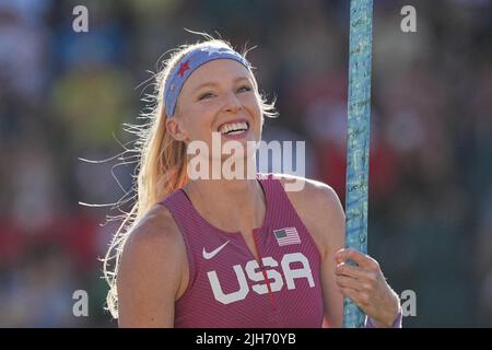 Eugene, USA. 15th July, 2022. Athletics: World Championships: Sandi Morris USA. Pole vault in the qualification. Credit: Michael Kappeler/dpa/Alamy Live News Stock Photo