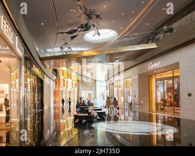 Iconsiam,Thailand -Oct 30,2019: People can seen having their meal at  Iconsiam shopping mall,it is offers high-end brands and an indoor floating  market Stock Photo - Alamy