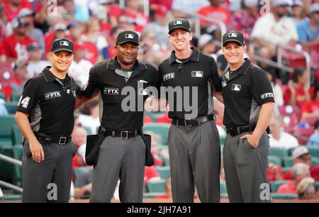 Umpire gear hi-res stock photography and images - Alamy