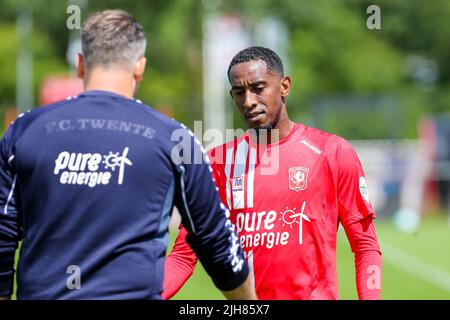 Hengelo, Netherlands. 22nd Mar, 2023. HENGELO, NETHERLANDS - MARCH 22:  Myron Bostdorp of FC Twente looks on during the International Club Friendly  match between FC Twente and VFL Bochum at Trainingscomplex Hengelo