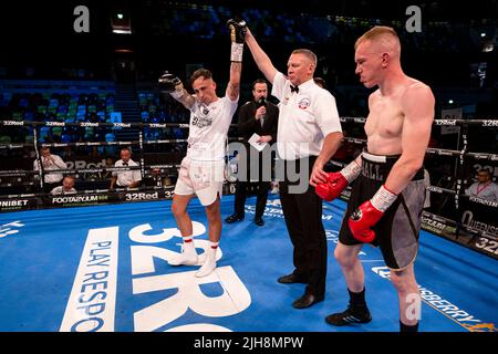 LONDON, UNITED KINGDOM. 16th Jul, 2022. Sean Noakes vs MJ Hall – Welterweight Contest during under fight card of Frankwarren presents Sheeraz vs Torres - WBC Silver Middleweight Championship at Copper Box Arena on Saturday, July 16, 2022 in LONDON UNITED KINGDOM. Credit: Taka G Wu/Alamy Live News Stock Photo