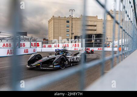 11 DI GRASSI Lucas (bra), ROKiT Venturi Racing, Mercedes-EQ Silver Arrow 02, action during the 2022 New York City ePrix, 8th meeting of the 2021-22 ABB FIA Formula E World Championship, on the Brooklyn Street Circuit from July 14 to 17, in New York, United States of America - Photo: Bastien Roux             /DPPI/LiveMedia Stock Photo