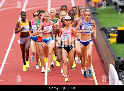 Great Britain's Eilish McColgan (right) competes in the Women's 10,000 Metres Final on day two of the World Athletics Championships at Hayward Field, University of Oregon in the United States. Picture date: Saturday July 16, 2022. Stock Photo