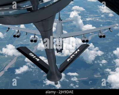 Boeing B-52 Stratofortress B-52H Boeing Photo Stock Photo - Alamy