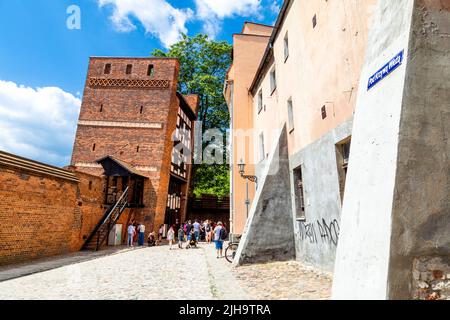 13th century medieval, red brick Leaning Tower in Toruń (Krzywa Wieża w Toruniu), Poland Stock Photo