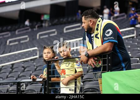 Las Vegas, NV, USA. 16th July, 2022. Two young fans look down towards the pitch prior to the start of the FC Clash of Nations 2022 soccer match featuring Chelsea FC vs Club America at Allegiant Stadium in Las Vegas, NV. Christopher Trim/CSM/Alamy Live News Stock Photo