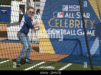 Dodgers Bryan Cranston 2022 MLB All-Star Celebrity Softball Game
