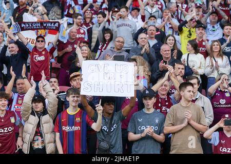 Brisbane, Australia. 17th July, 2022. Fans celebrate after the match ends in Brisbane, Australia on 7/17/2022. (Photo by Patrick Hoelscher/News Images/Sipa USA) Credit: Sipa USA/Alamy Live News Stock Photo