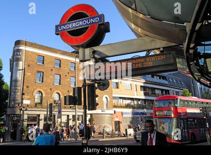 Southwark tube station, London Underground Transport, south London, integrated city centre transport, England, UK Stock Photo