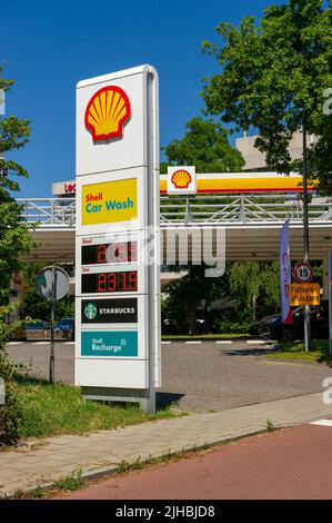Dutch Shell Fuel Station price sign, showing the high cost of fuel in June 22 Stock Photo
