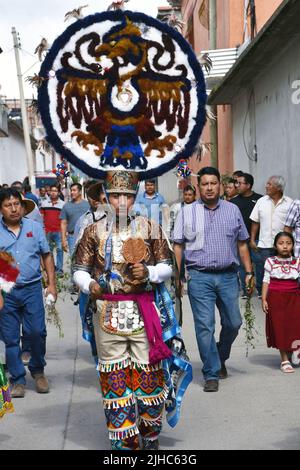 Dancers in procession during the Precious Blood of Christ festival in Teotitlán del Valle, Oaxaca, Mexico Stock Photo