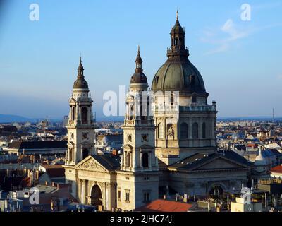 Aerial view of St. Stephen's Basilica Szent István Bazilika in Budapest, Hungary in the sunset, building exterior Stock Photo