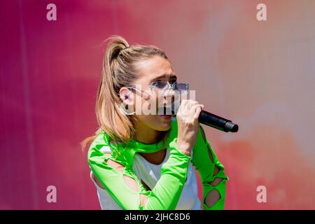 MIMI WEBB TRNSMT 2022 July 10th Stock Photo