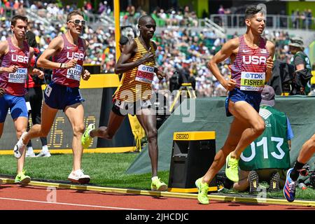 EUGENE, UNITED STATES - JULY 17: Sean McGorty of USA, Joe Klecker of USA, Joshua Cheptegei of Uganda, Grant Fisher of USA competing on Men's 10.000 metres during the World Athletics Championships on July 17, 2022 in Eugene, United States (Photo by Andy Astfalck/BSR Agency) Atletiekunie Credit: Orange Pics BV/Alamy Live News Stock Photo