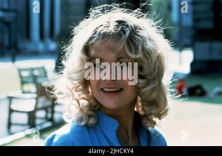 JULIE WALTERS, EDUCATING RITA, 1983 Stock Photo