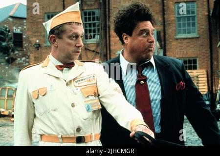 MARK WILLIAMS, JOHN GOODMAN, THE BORROWERS, 1997 Stock Photo