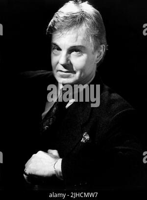 DEREK JACOBI, DEAD AGAIN, 1991 Stock Photo