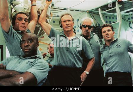 TOMMY LEE JONES, COURTNEY B. VANCE, JAMES GARNER, CLINT EASTWOOD, DONALD SUTHERLAND, LOREN DEAN, SPACE COWBOYS, 2000 Stock Photo