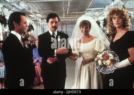 BILLY CRYSTAL, BRUNO KIRBY, CARRIE FISHER, MEG RYAN, WHEN HARRY MET SALLY..., 1989 Stock Photo