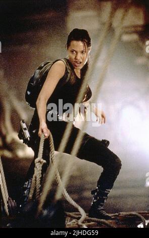 ANGELINA JOLIE, LARA CROFT: TOMB RAIDER, 2001 Stock Photo