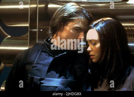 TOM CRUISE, THANDIE NEWTON, MISSION: IMPOSSIBLE II, 2000 Stock Photo