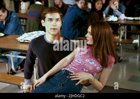 TOBEY MAGUIRE, KIRSTEN DUNST, SPIDER-MAN, 2002 Stock Photo